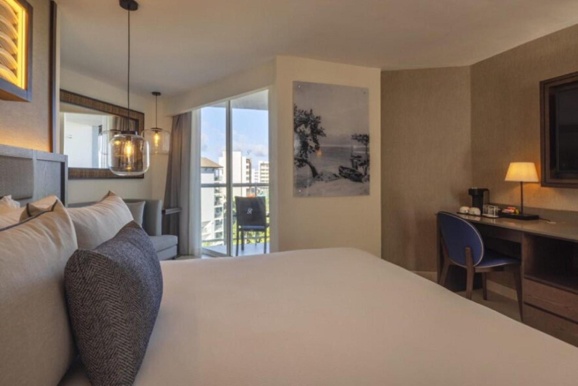 Luxury Ocean View Room,1558076536:JPEG